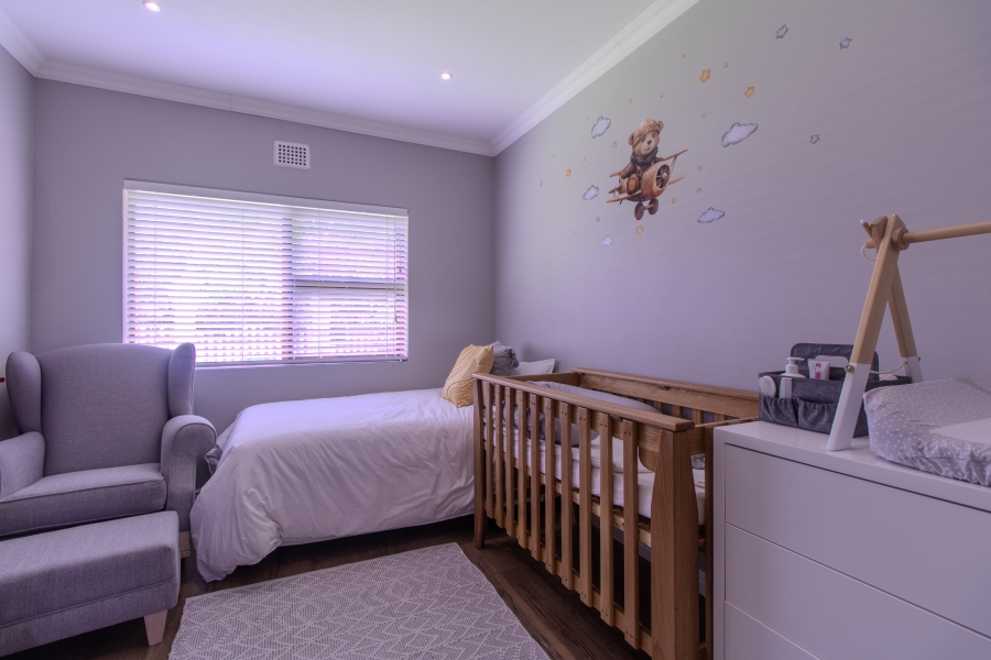 5 Bedroom Property for Sale in Proteaville Western Cape
